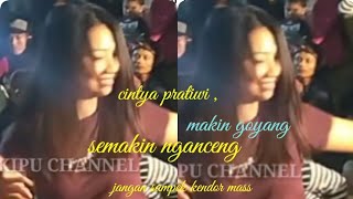 cintya pratiwi , makin goyang semakin nganceng | joged bumbung
