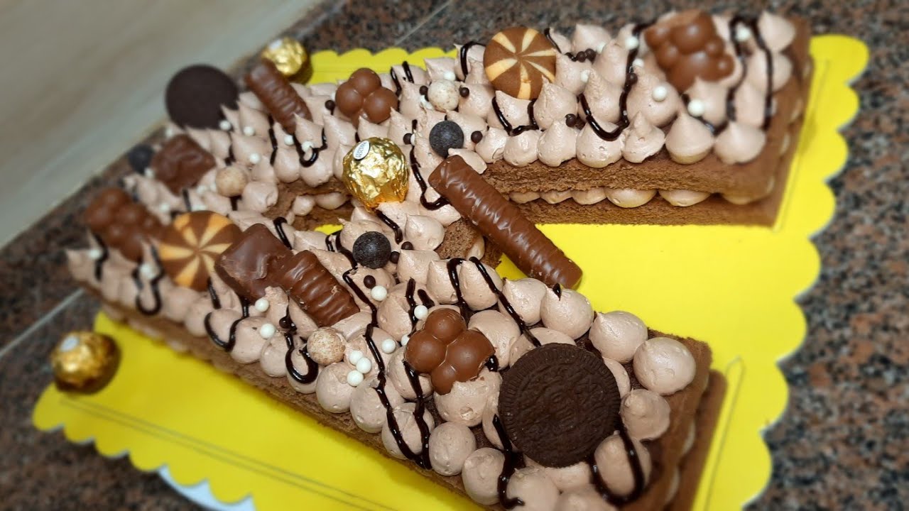 تورتة حرف A بطريقة سهلة جدا ومن غير ادوات خاصة Letter (A) Cake