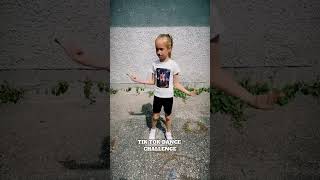 Amalia - Tik Tok Dance Challenge 2004