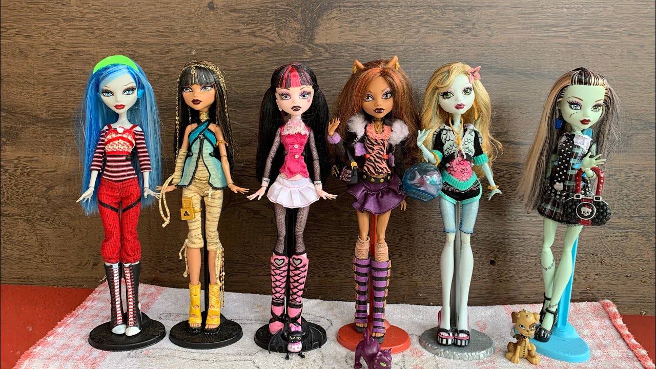 Coleção de Bonecas Basicas Ever After High (Ever After High basic dolls  collection) 