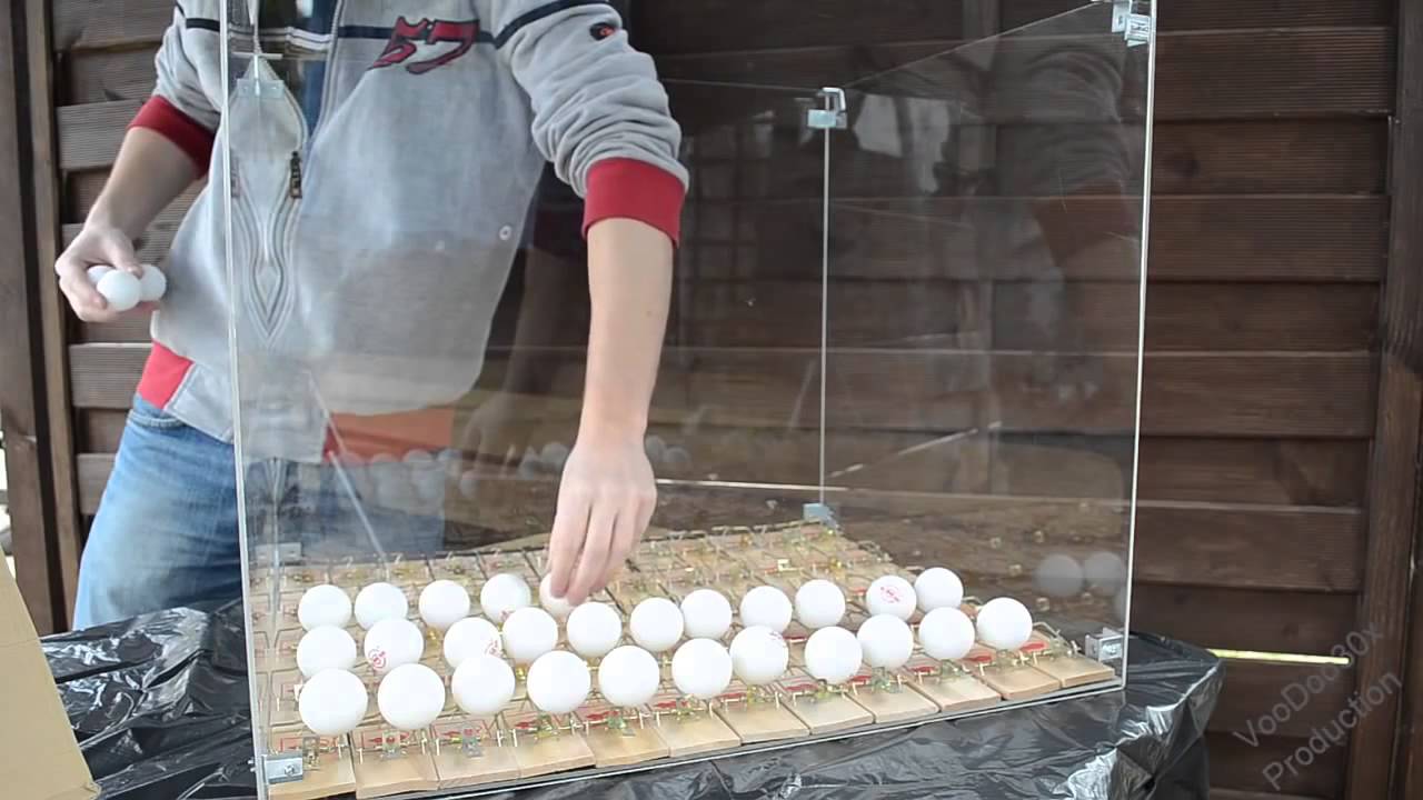 Mousetrap Fission Mouse Traps and Ping Pong Balls Experiment YouTube