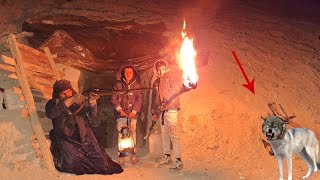 Wolves Attack Grandma and Orphans in the Magic Cave!