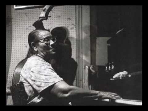 St. Louis Blues-Billie&Dee Dee Pierce.wmv