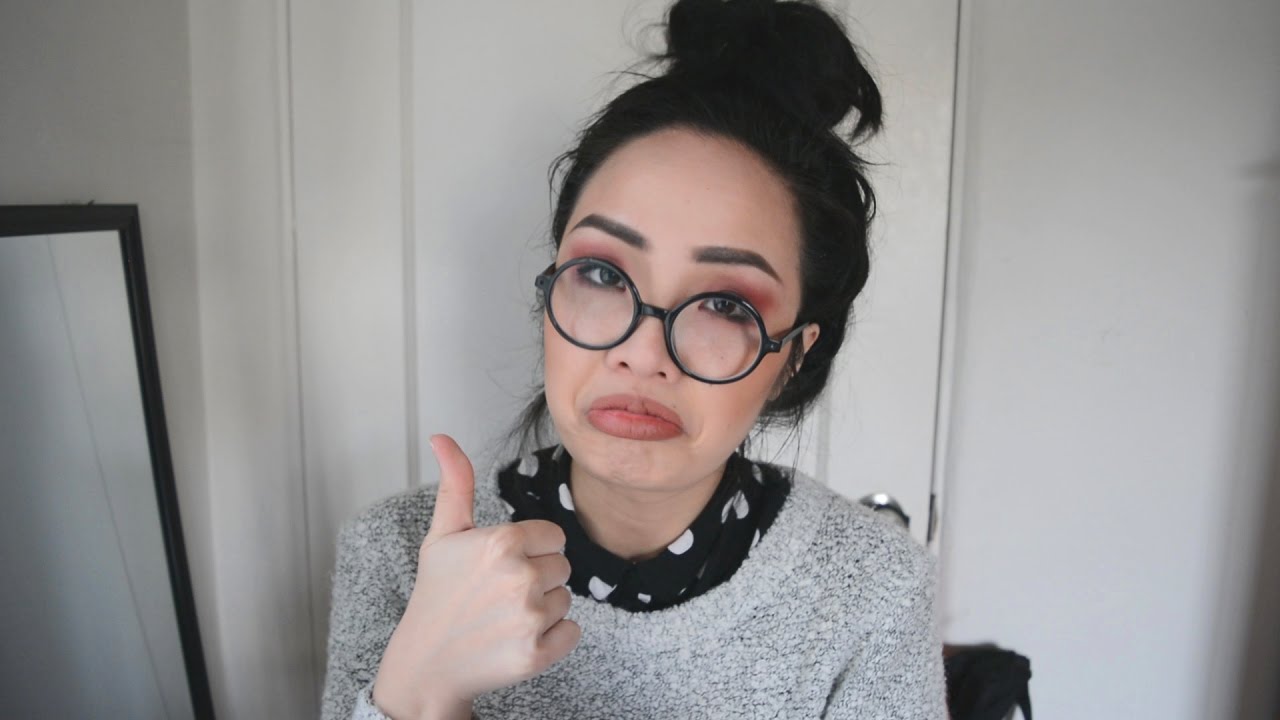 FIRST IMPRESSION : Blood Type