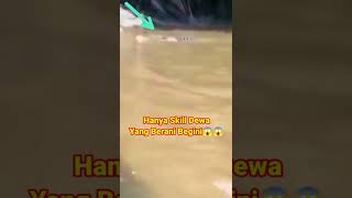 Detik Detik Terekam Kamera Penghuni Di Sungai Kalimantan 😱😱😱 #shorts #kalimantan #viral screenshot 3