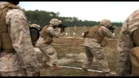 Marines with 2nd Marine Logistics Group sharpens combat shooting skills