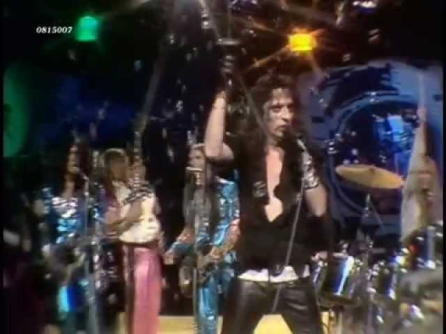 Alice Cooper - Schools Out For Summer