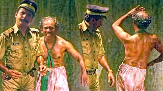 പോലീസ് സ്റ്റേഷനിൽ ഒപ്പന കളിക്കാൻ മാമുക്കോയക്ക് മാത്രേ പറ്റൂ | Mamukkoya | Malayalam Comedy Scenes