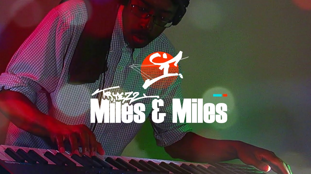 Moonlight Soul & Funk Vibes 🌃🌕// "Miles & Miles" [Tryezz] - YouTube
