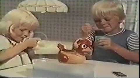 Ice Bird Snow Cone Ice Scraper Commercial by Kenner (1970s)