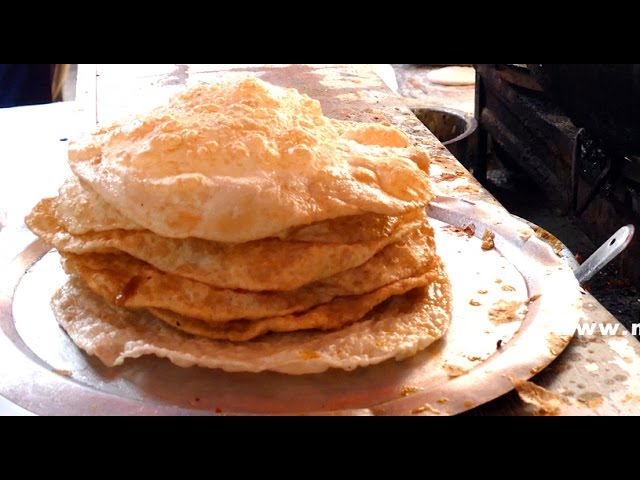 Puri | ROADSIDE BREAKFAST RECIPES | 4K VIDEO street food | STREET FOOD