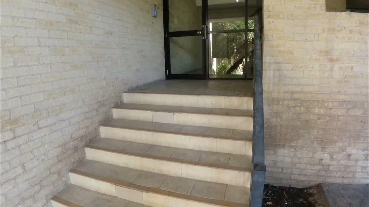 Locksmith on the Job 200675 Foyer Door Not Closing All The Way YouTube