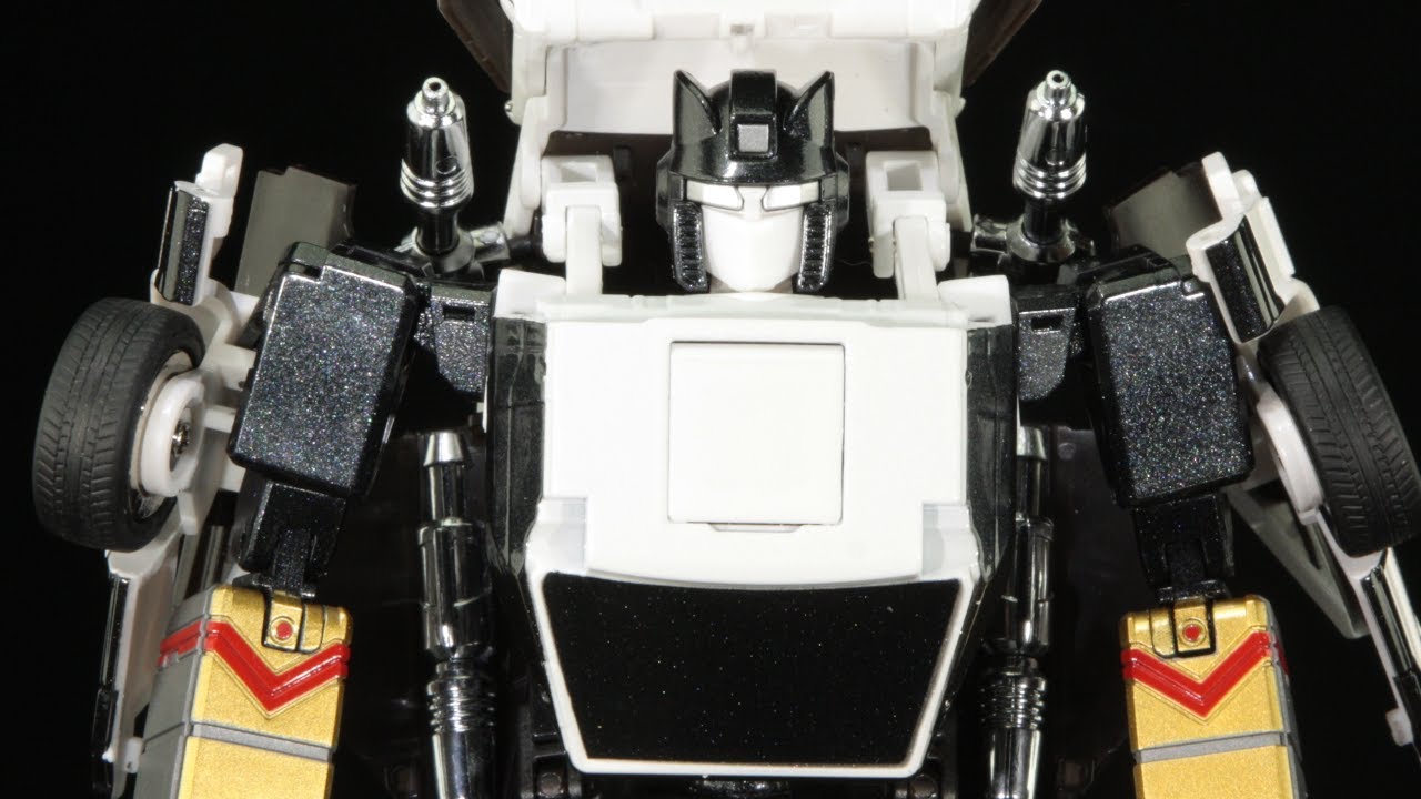 X-Transbots MX-XXIV Yaguchi Transformation Sequence - YouTube