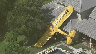 Small plane crashes into home in Houston, Texas