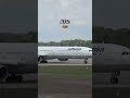 Lufthansa Pilot Exits Aircraft On ACTIVE RUNWAY 😱 #aviation #airplane #plane #aircraft