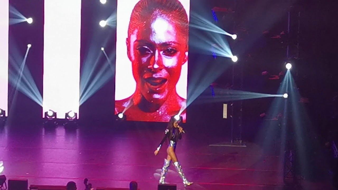 Tini Respirar live Paris