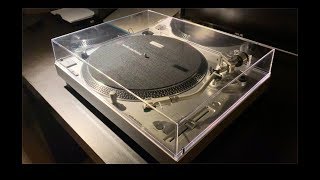 Audio-Technica AT-LP120X Manual Direct-Drive Turntable