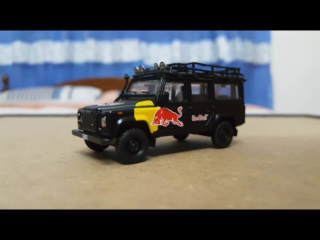 MINI GT 1/64 Diecast - Land Rover Defender 110 (Red Bull LUKA