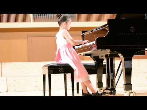 Ana Chikashua.  8 Year.    ანა ჩიკაშუა.  Claude Debussy \"Le Petit Negre\" (The Little Negro)