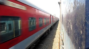 Parallel action : Howrah Rajdhani overtaking Coalfield