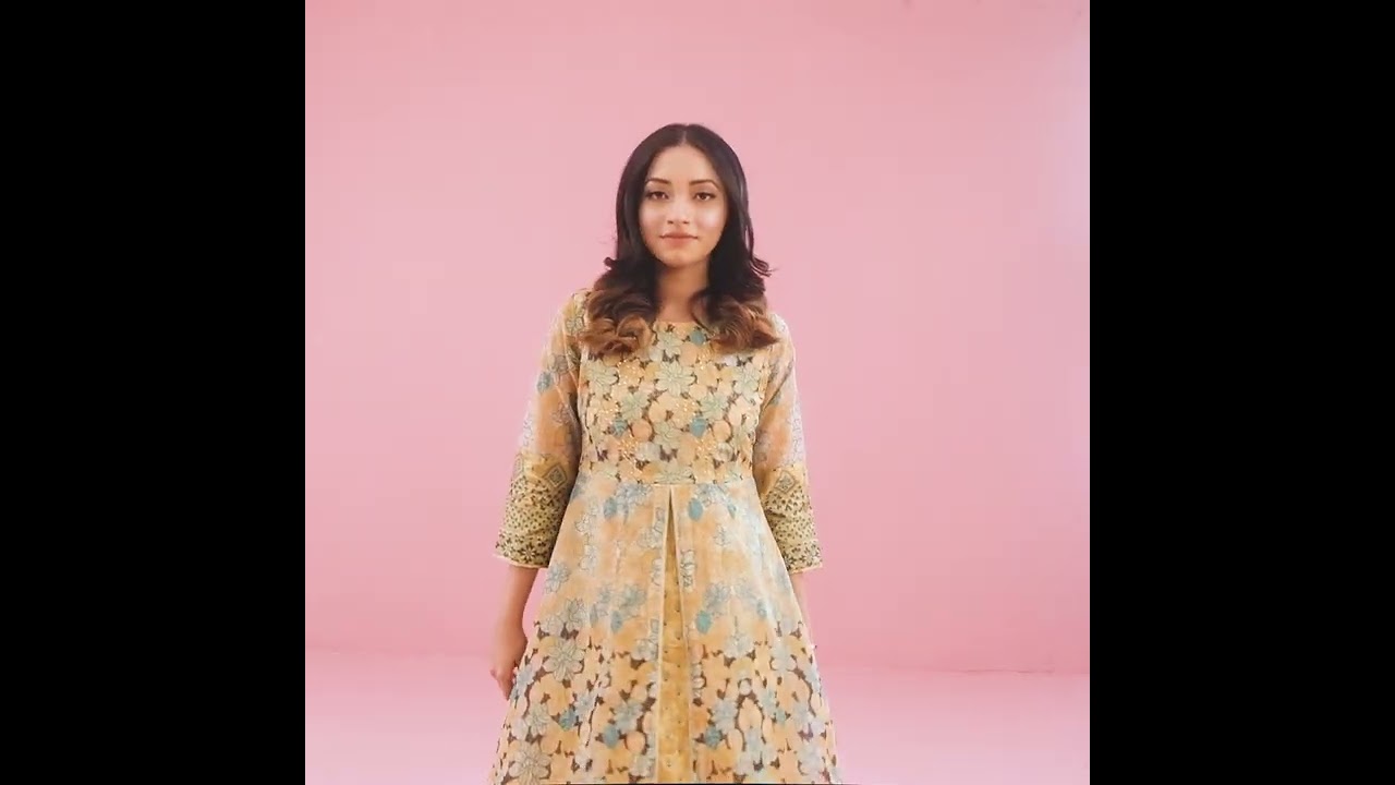 Nargisus by Le Reve | Exclusive womenswear | Eid Collection 2023 | Le Reve | lerevecraze.com