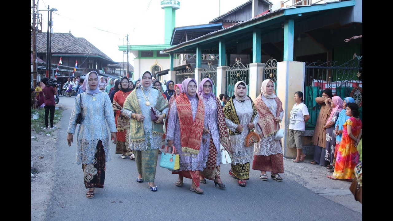 Tradisi Berarak Petang di Desa Pedamaran, Ogan Komering Ilir, Sumsel