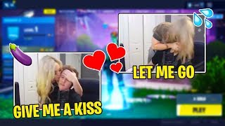 Brooke *FORCES* Symfuhny to *KISS HER* Live on Stream!! (SEXY)