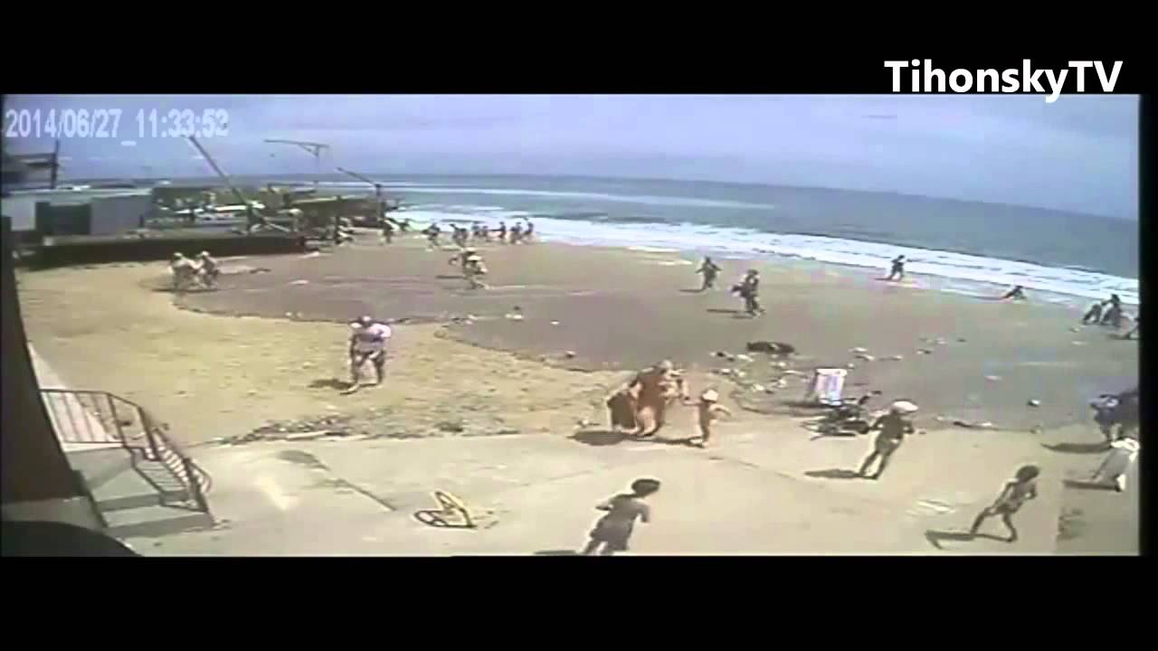 !!!!!!!!!Огромная волна в одессе 28 июня 2014