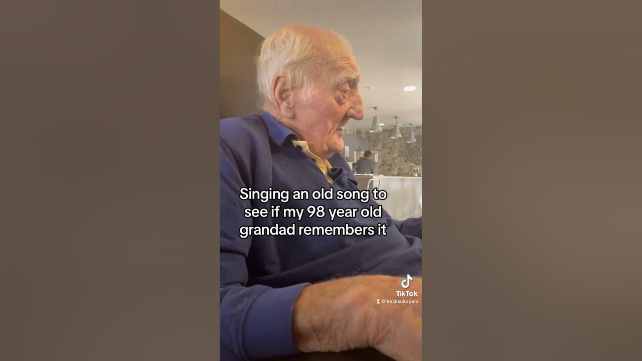 Singing to my 98 year old grandad to see if he remembers #dementia #dementiaawareness #wellmeetagain