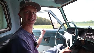 Teaching A Gen Z How To Drive a “Three on the Tree” Manual Transmission