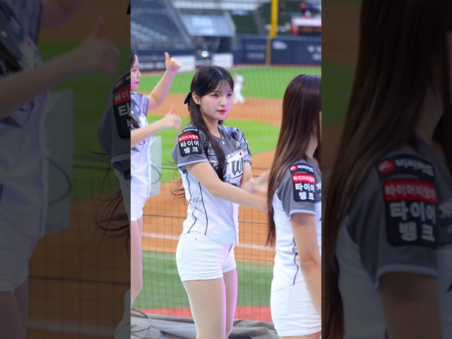 가영업! 가영업! KT 아웃송#권가영 #KwonGaYoung #권가영치어리더 #KTwiz #치어리더 #cheerleader #직캠 #shorts