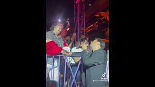 Masum Kırmızıgül Annem Annem