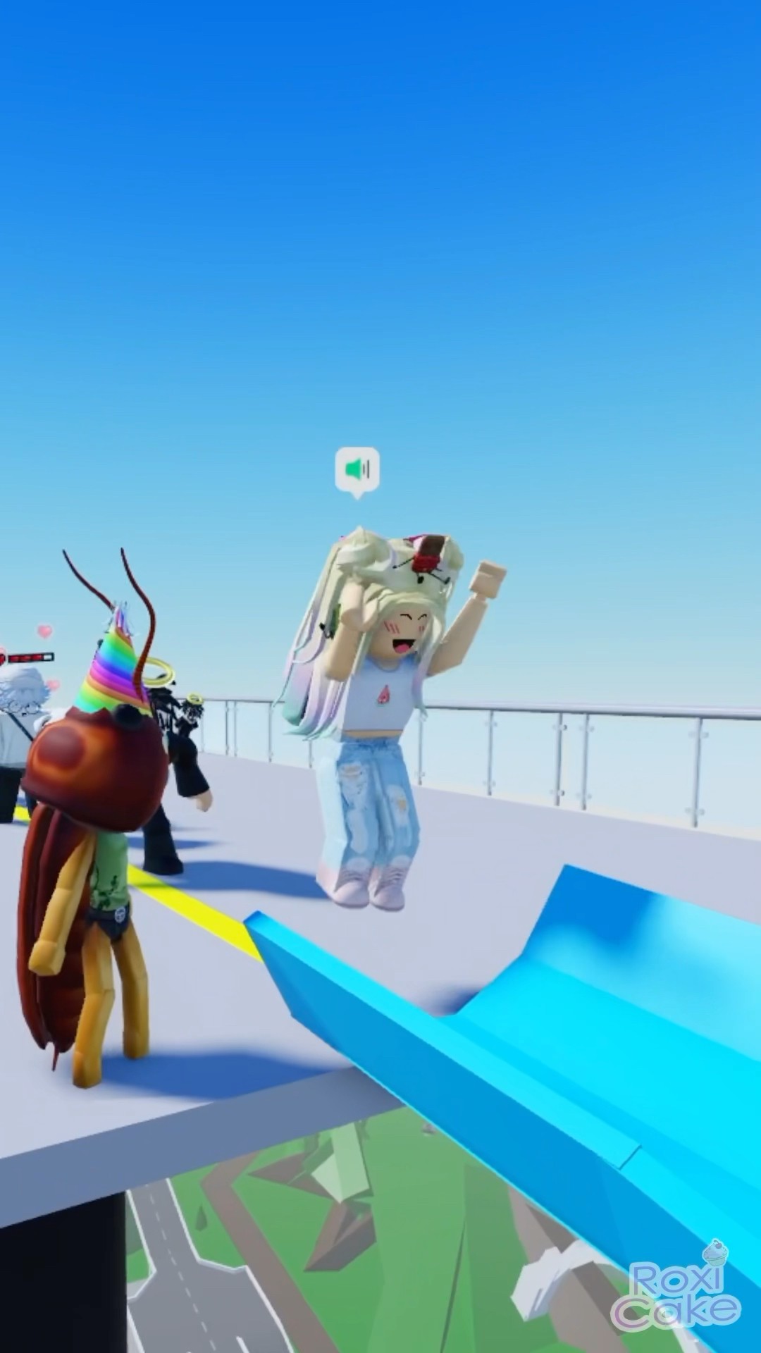 GRITOS EN EL TOBOGAN CON YOUTUBERS ? #SHORTS #ROBLOX