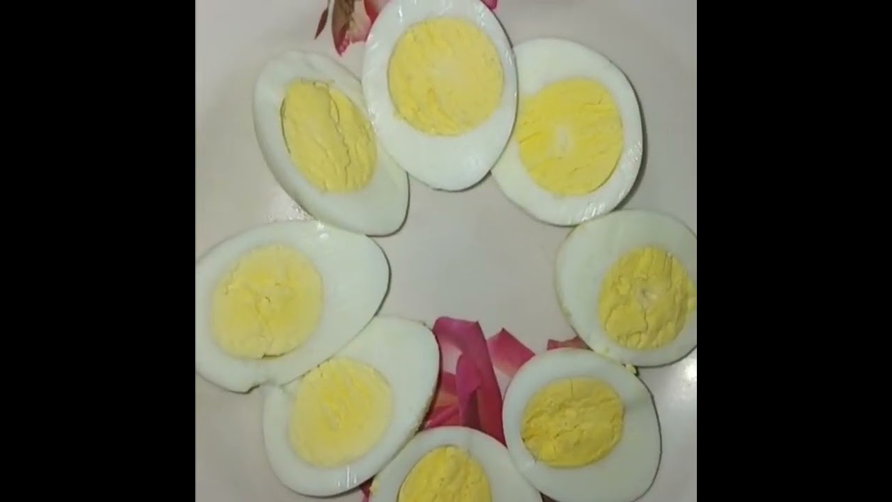 Crispy golden fluffy 🥚 egg puff 