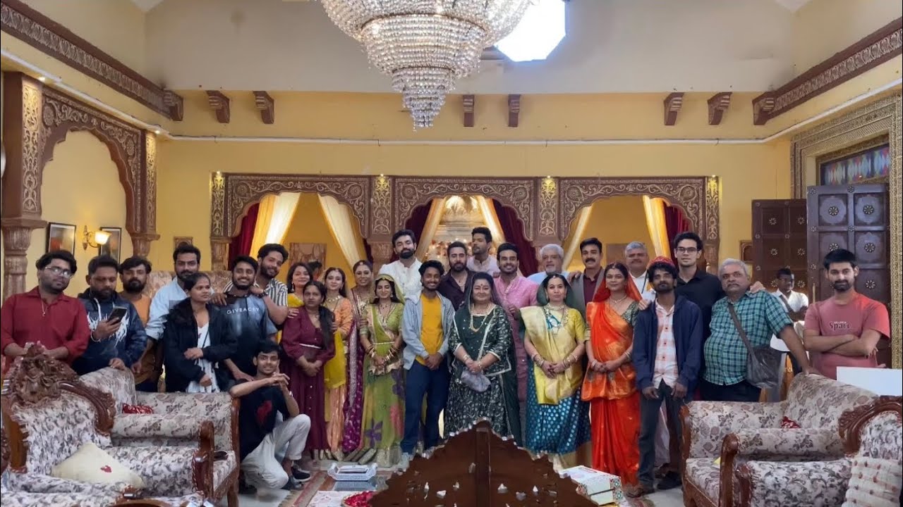 NEW YEAR SPECIAL-Natkhat Creations Ki Masti! 🎥.    Behind The Scenes: BEENDANI 