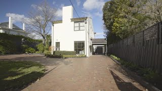 Marshall White: 3 Chrystobel Crescent, Hawthorn