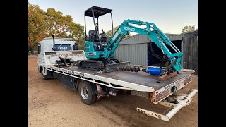 Unpack and test Auger Torque X2500 Earth Drill auger on Kobelco SK17SR