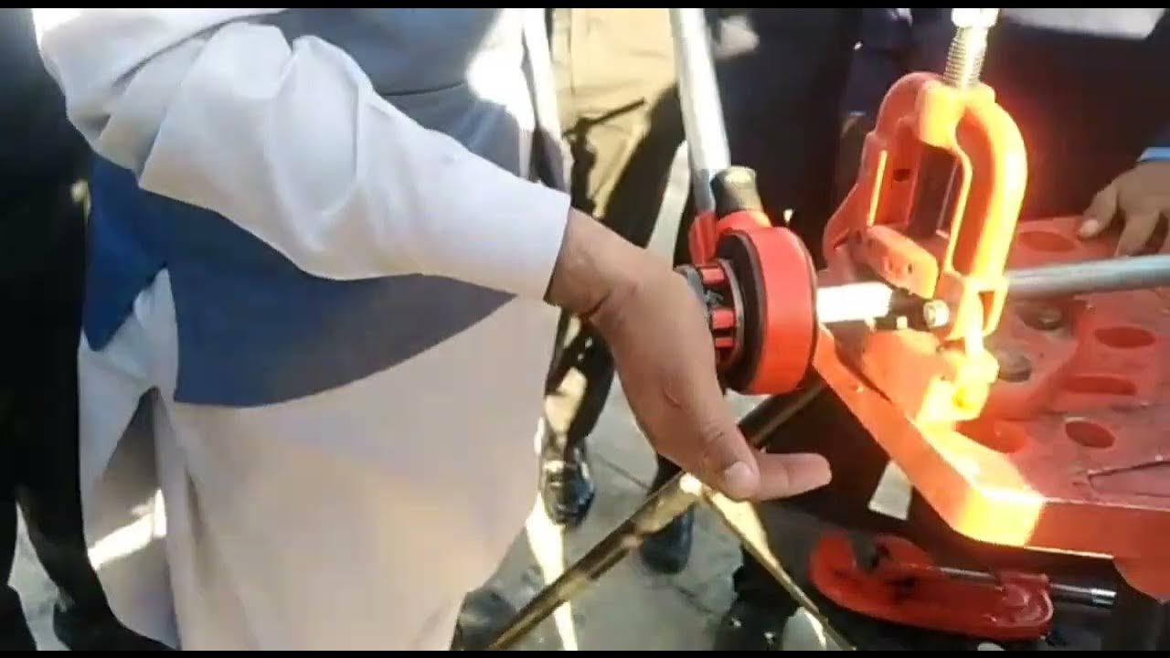 How to cut threads on GI pipe with Stock and Die YouTube