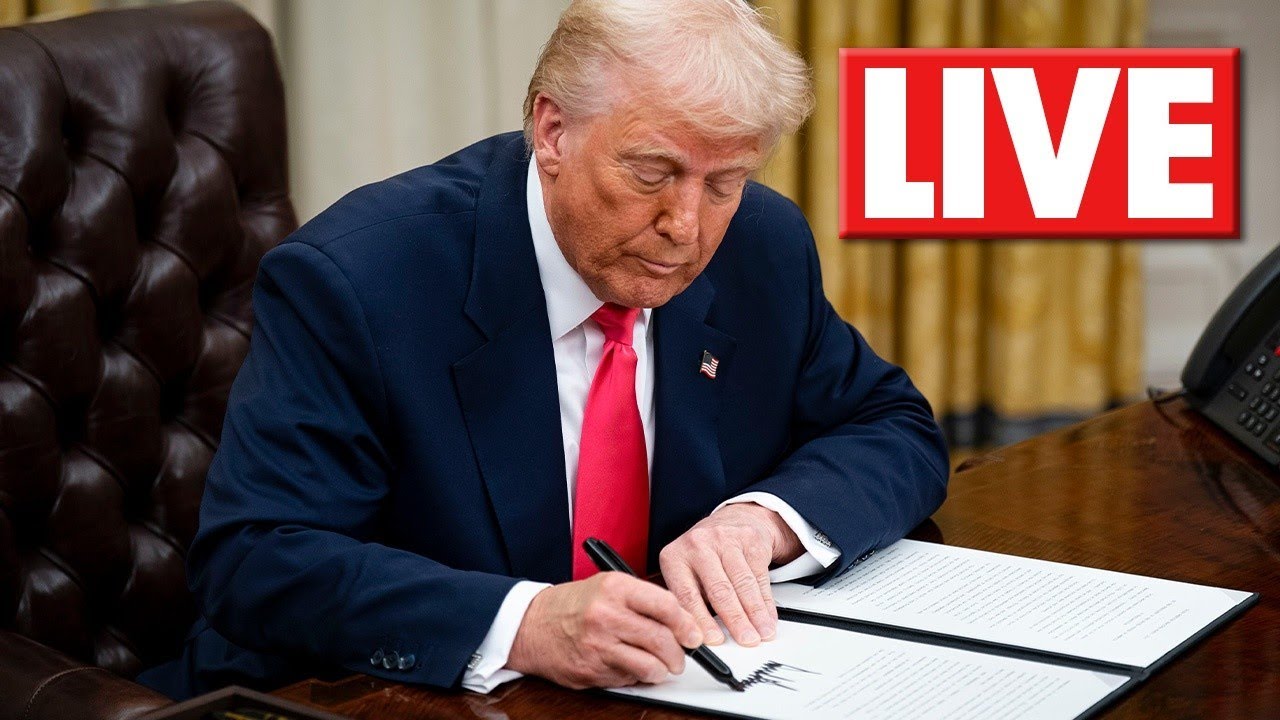 LIVE 🔴 Trump signs executive orders