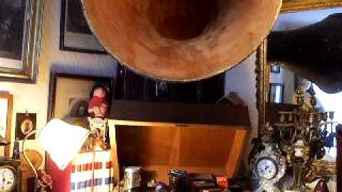 Parlophone Music of the Orient Set No 10 Java " Gamelan "Pelog Kinanti madumurti" Rec 1934