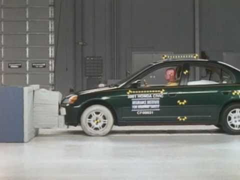 2001 Honda Civic 4-door moderate overlap IIHS crash test