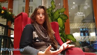 КАКВО Е ДА СИ ПСИХОЛОГ И ТЕРАПЕВТ? ОБУЧЕНИЕ И ПРАКТИКА ПО СПЕЦИАЛНОСТТА? ТРУДНОСТИТЕ... КАКВО Е ДА СИ ПСИХОЛОГ И ТЕРАПЕВТ? ОБУЧЕНИЕ И ПРАКТИКА ПО СПЕЦИАЛНОСТТА? ТРУДНОСТИТЕ...