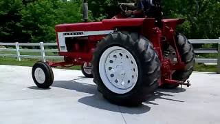 Farmall International 706 Tractor