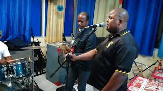 Algumas Passagens Grace Evora