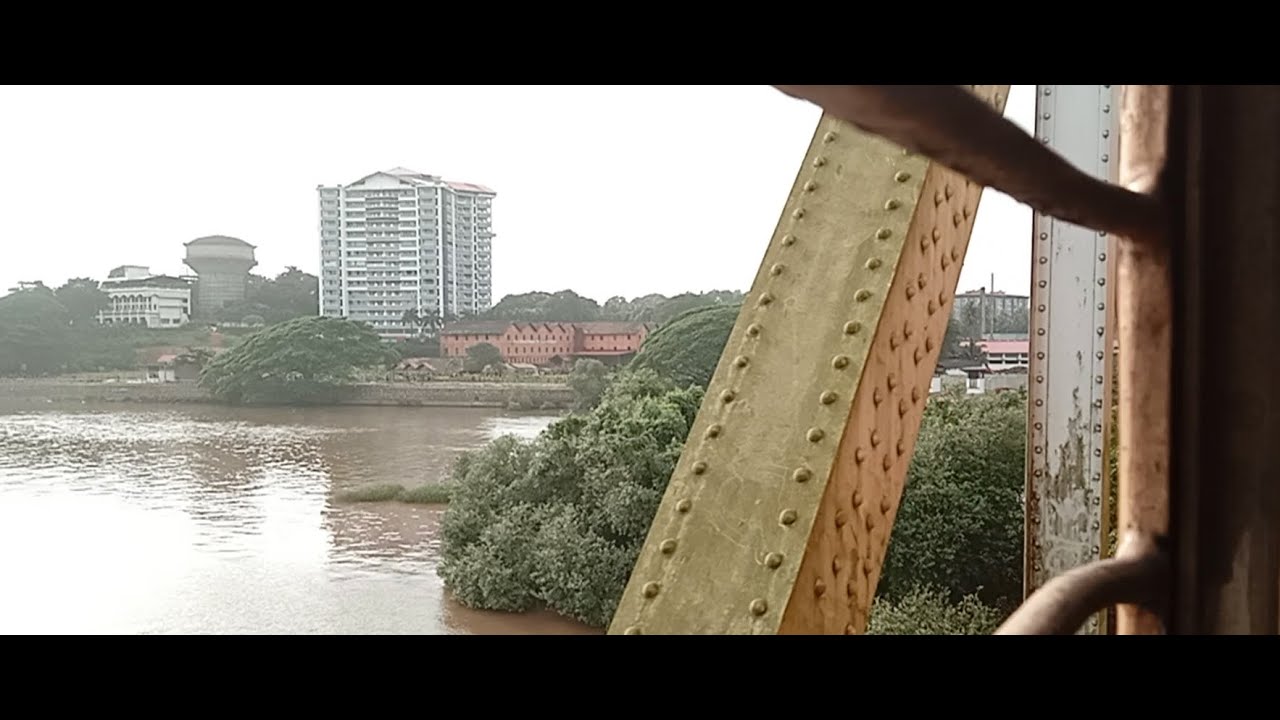 MUST WATCH!! 🚆 Ernad Express  glides over 🌊 Netravati Bridge making its way to Mangaluru Central 🚉
