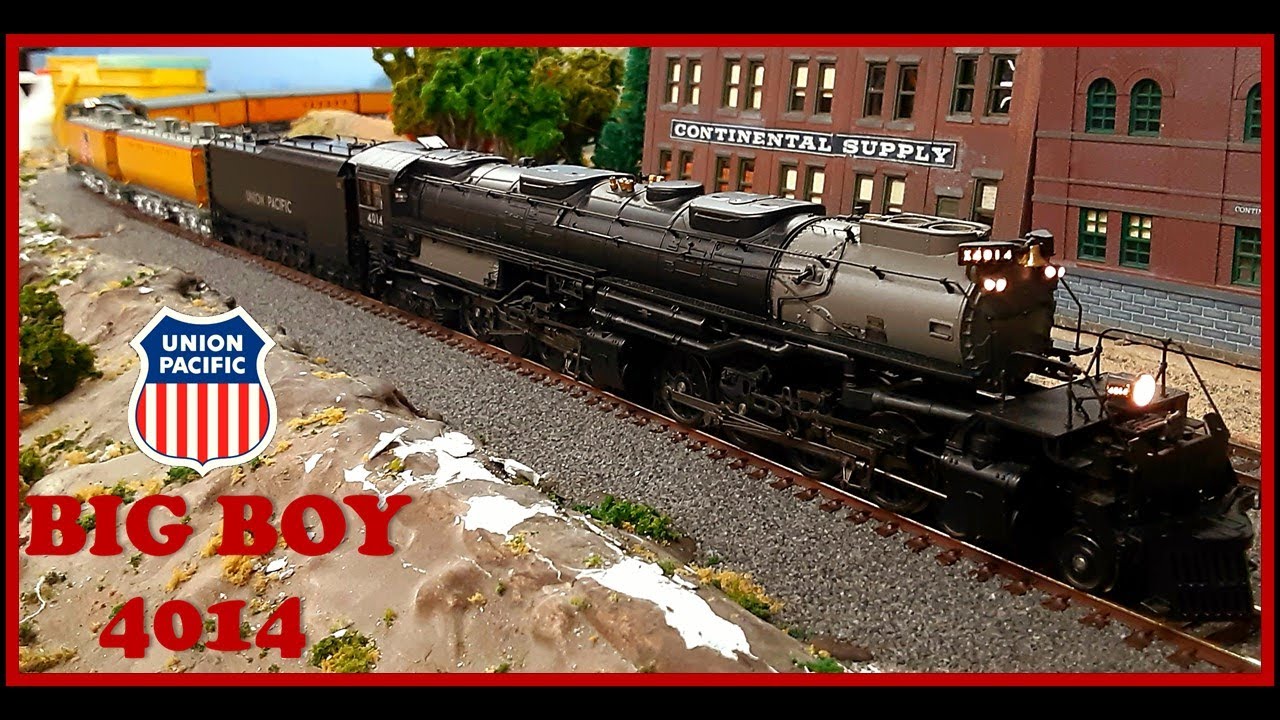 UNION PACIFIC 4014 H.O. scale Auto rack run! YouTube
