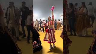 #garba #garbadance #garbanavratri #song #dance #garbasong #festival #indowestern