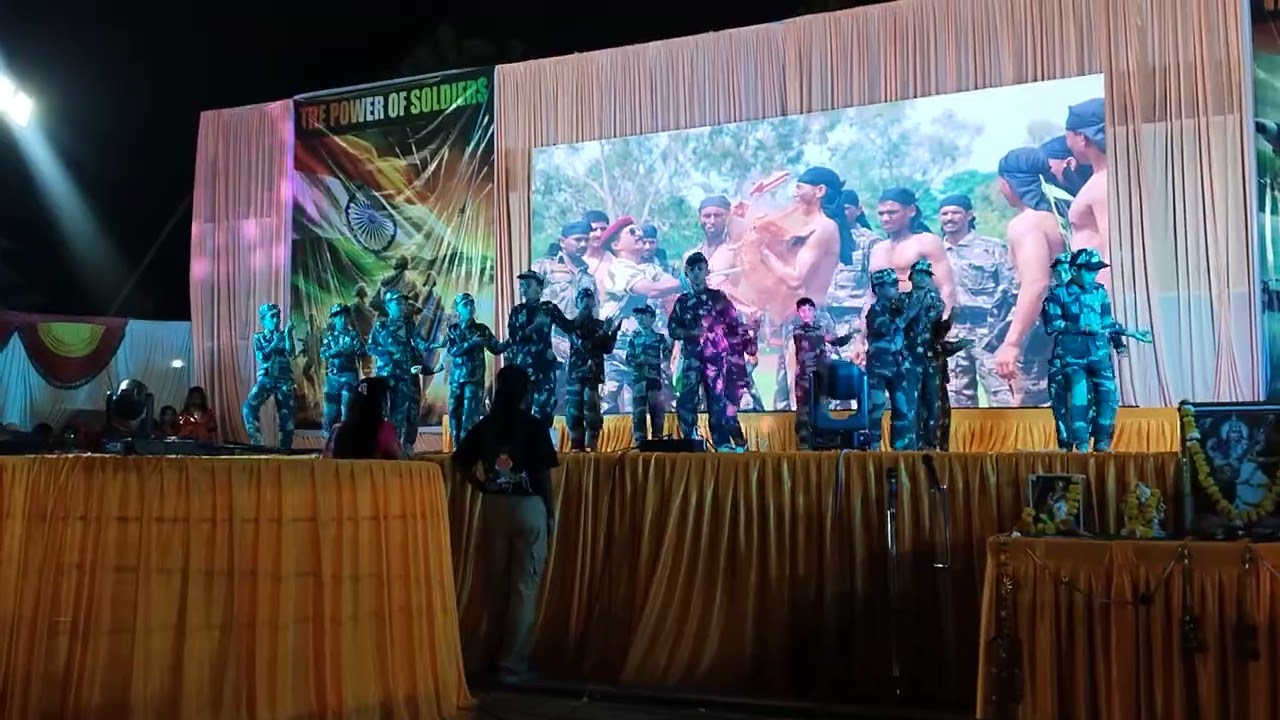 प्रथमेश च्या शाळेतील गॅदरिंग