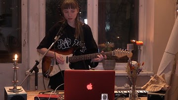 Soft Blade - Silent People (live)