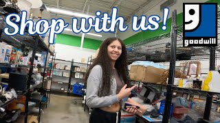 I Brought My Partner In Crime To The GOODWILL Thrift Store! Let's Shop! by GeminiThrifts 7,801 views 7 days ago 26 minutes